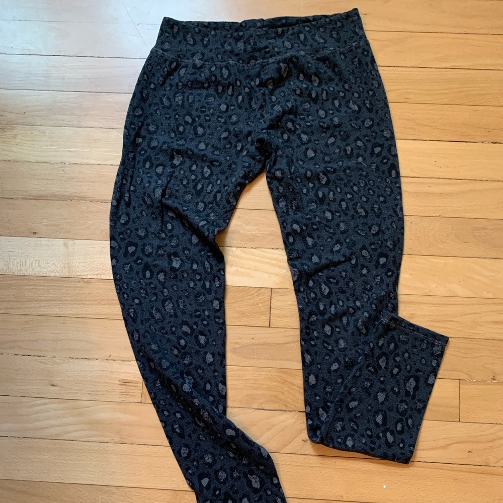 *SOLD* Sundry leggings
